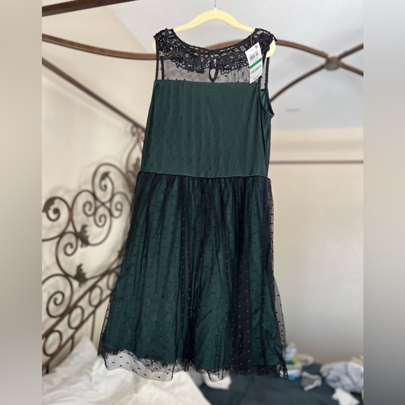 Epic Threads Dress - Picture 4 of 9